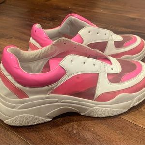 steve madden platformed sneakers